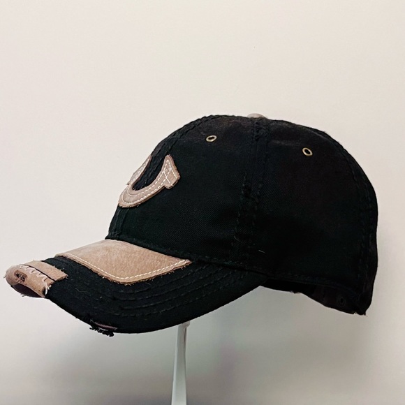 VTG True Religion - 2 Chainz - Leather Snap Back - Picture 2 of 11